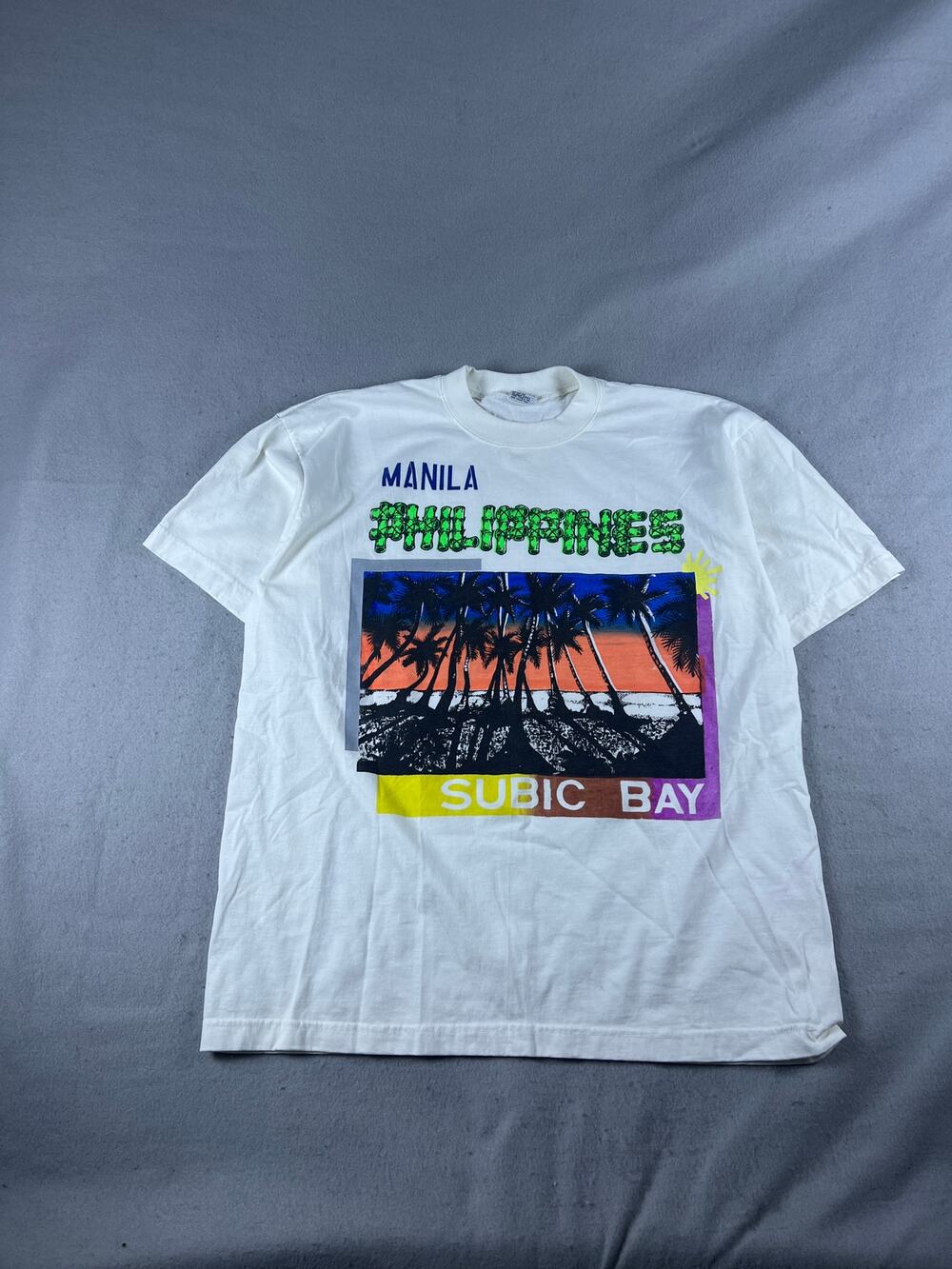 Vintage Manila Philippines Subic Bay T-Shirt Men L White Single Stitch Palm Tree